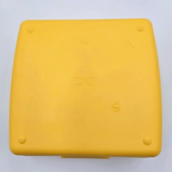 Tupperware Kids Madagascar Lunch Set Of 2 Holograph Sandwich Keeper Tumbler Movi - Picture 11 of 15